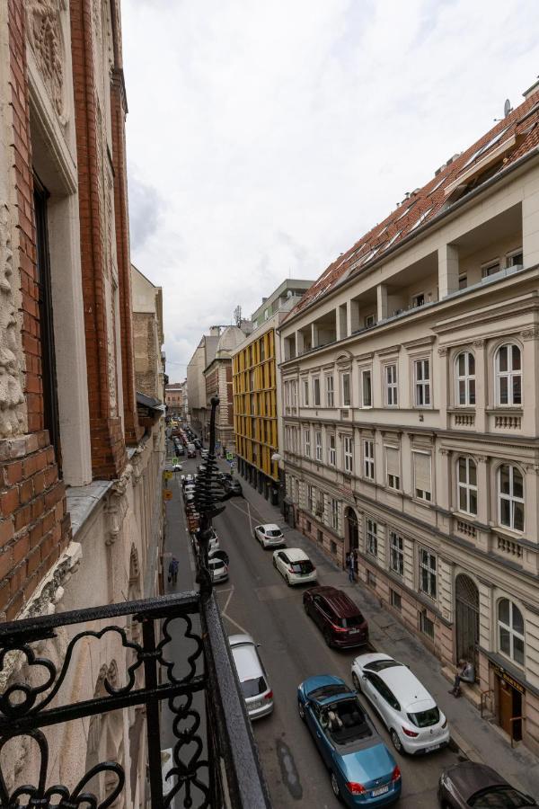 Csengery Deluxe Home With Balcony Budapest Exterior foto